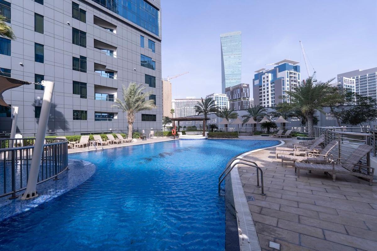 Modern Studio In Business Bay With Well Organized Space! * Dubai