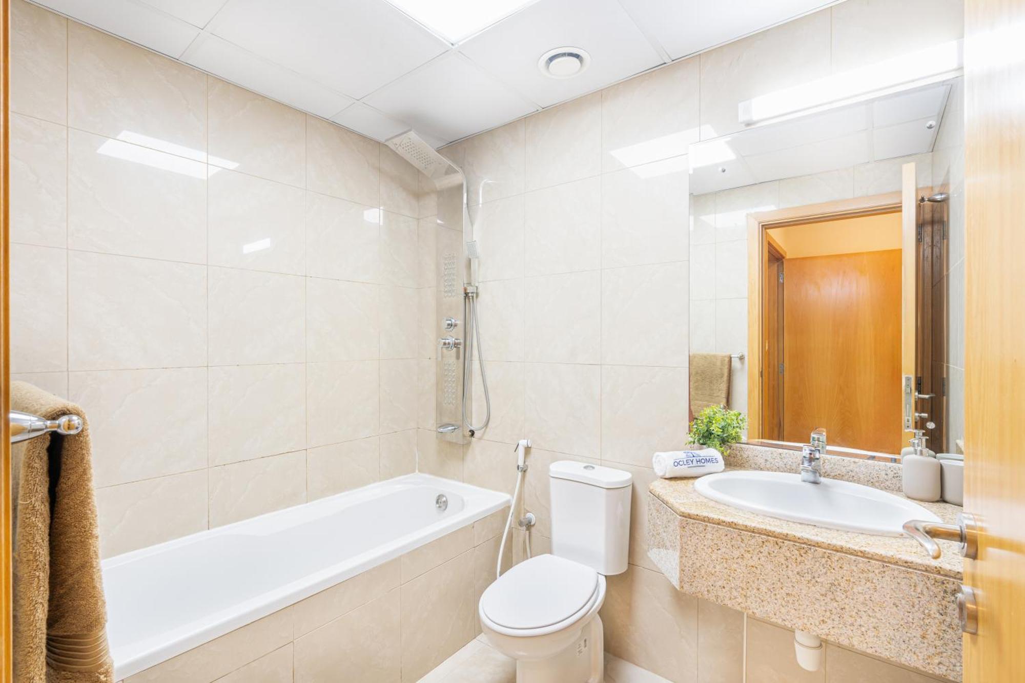 Apartment Spacious In The Heart Of Marina