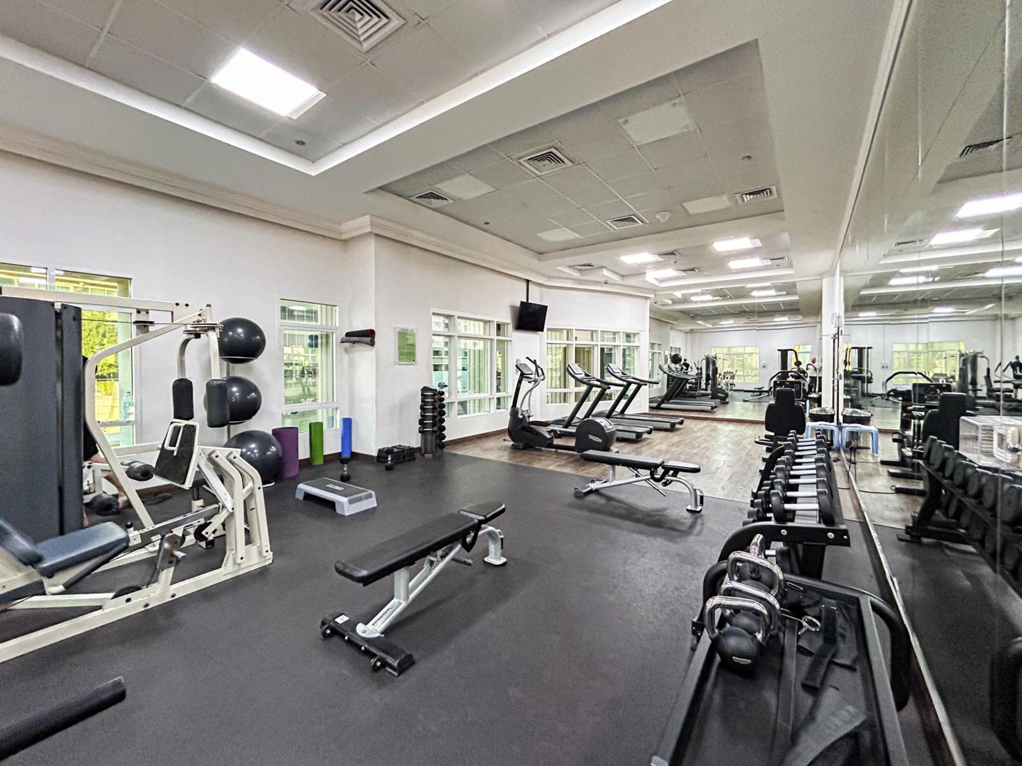 Apartment Spacious In The Heart Of Marina *
