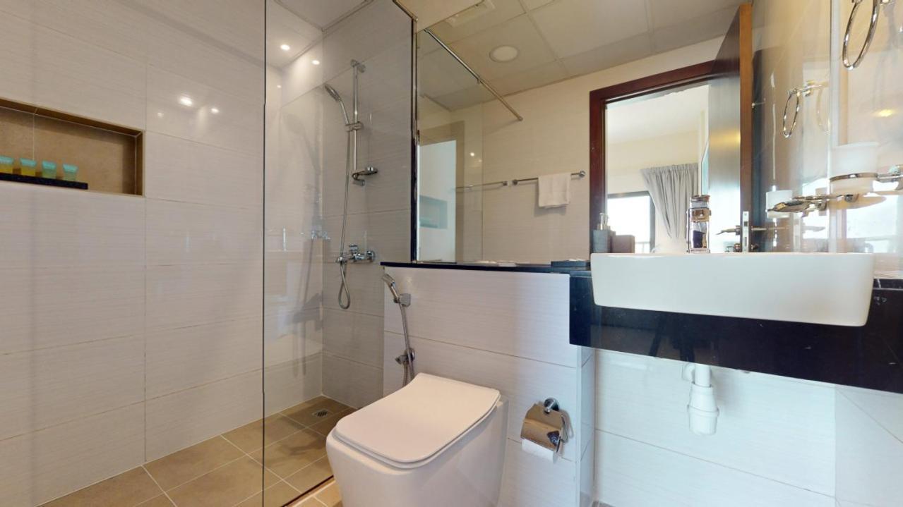 Binghatti Gate - Cosy Two Bedroom