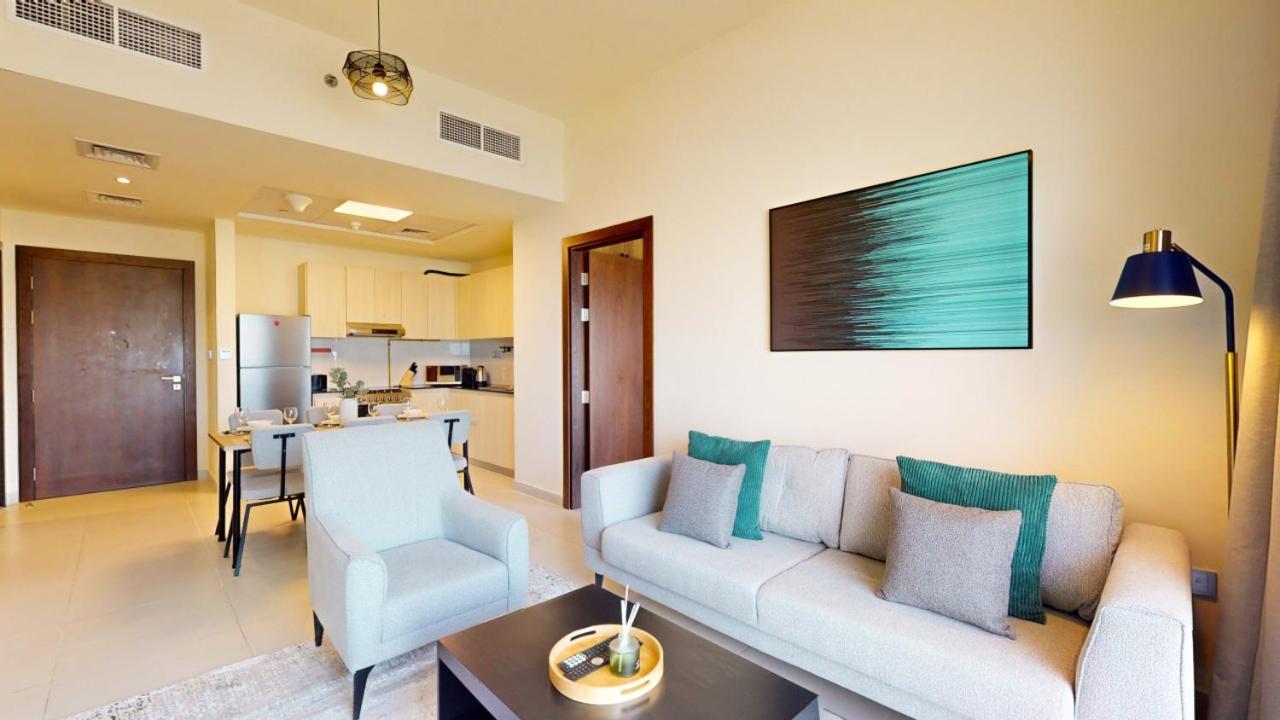 Apartment Binghatti Gate - Cosy Two Bedroom *