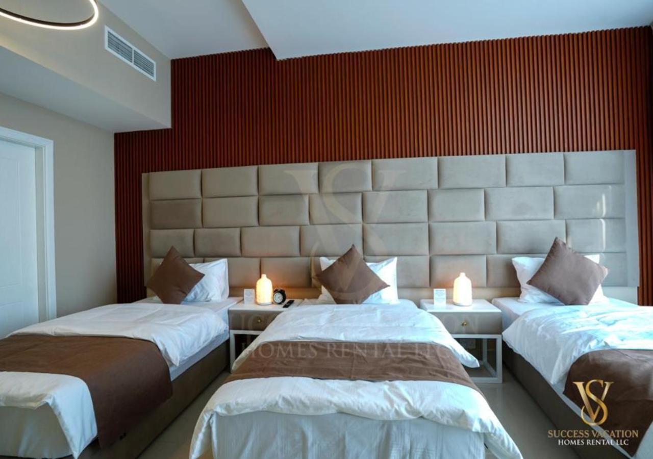 Success Luxury Apartment: Beachside Living With Daily Housekeeping Apartment Dubai