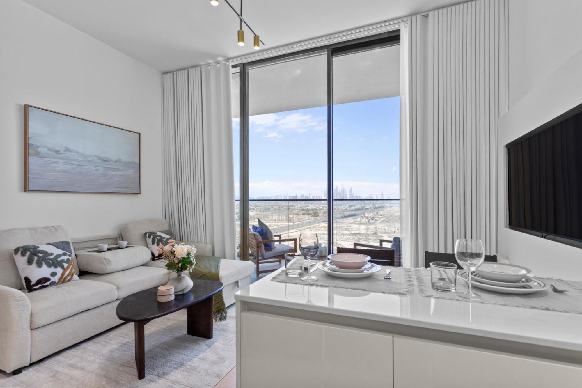 Elegant Living In 1 Bdr At Jvc With Amenities *