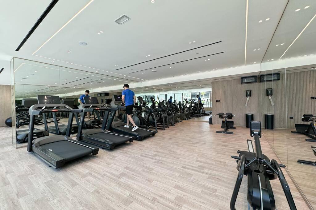Apartment Elegant Living In 1 Bdr At Jvc With Amenities