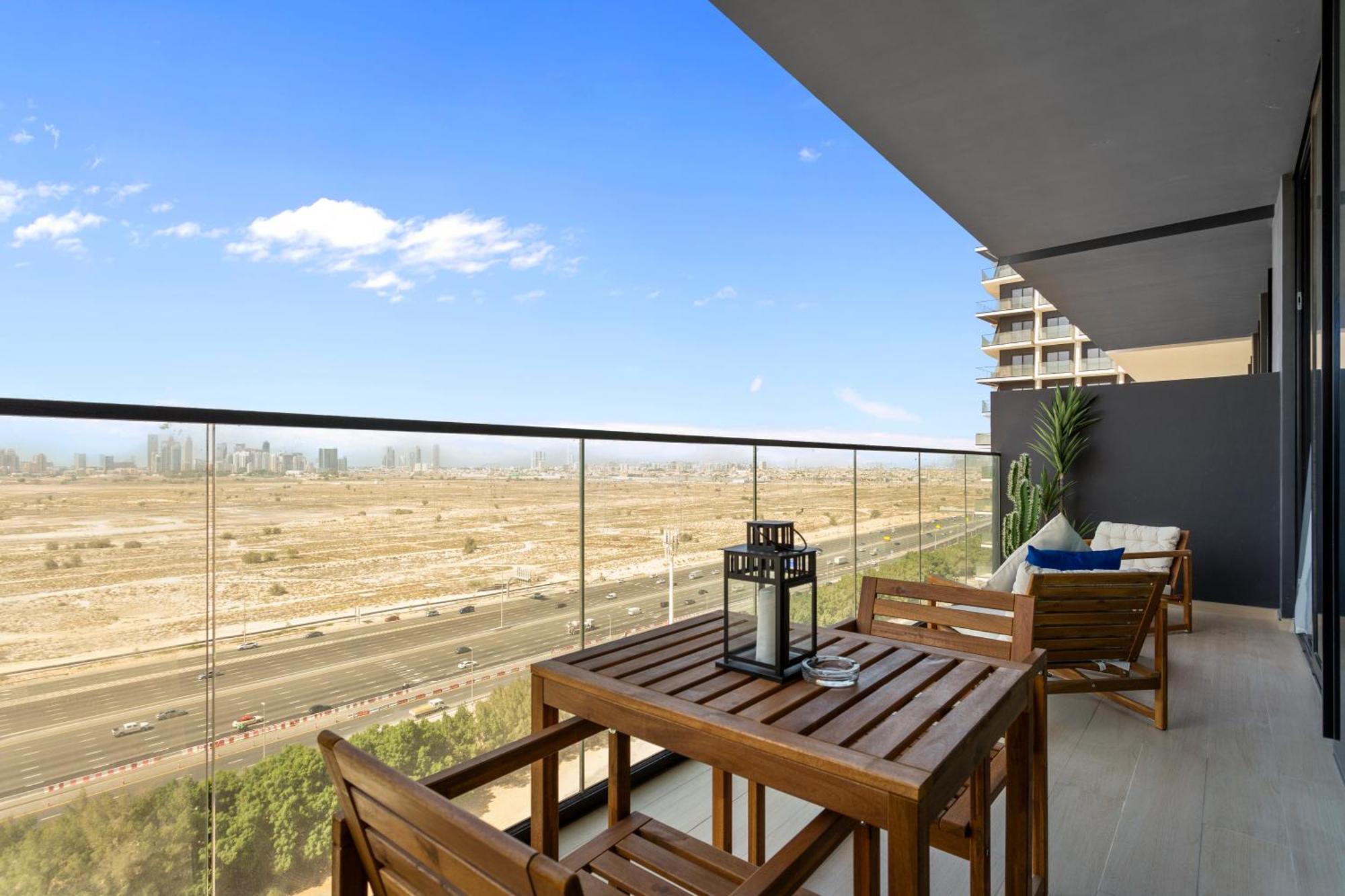 Apartment Elegant Living In 1 Bdr At Jvc With Amenities *