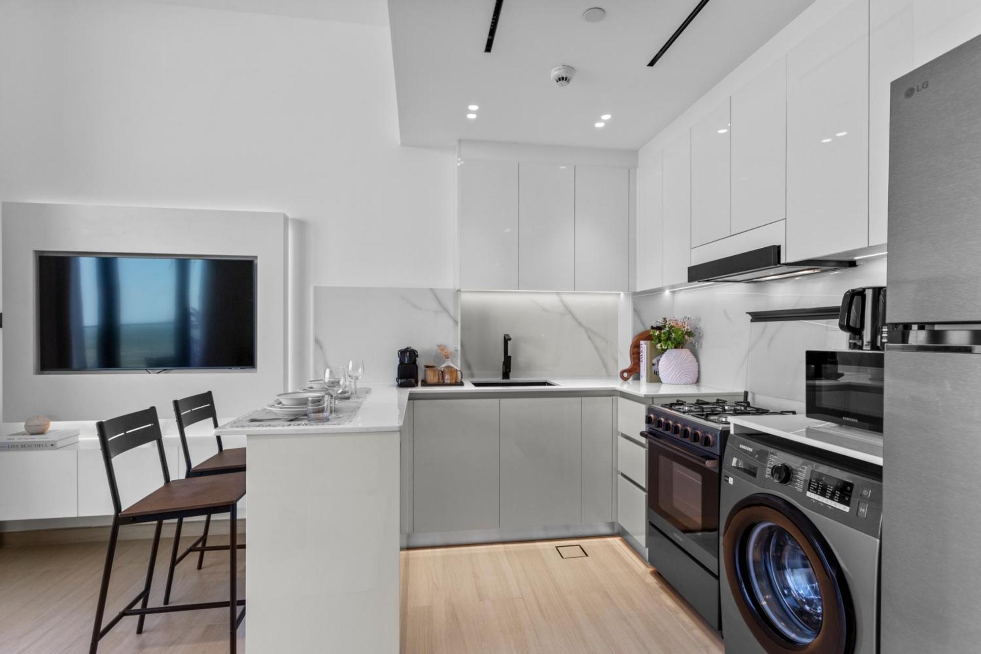 Apartment Elegant Living In 1 Bdr At Jvc With Amenities