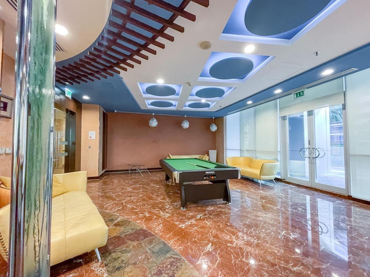 Minimalist Airy 3-bedroom With Cityscape View In Marina