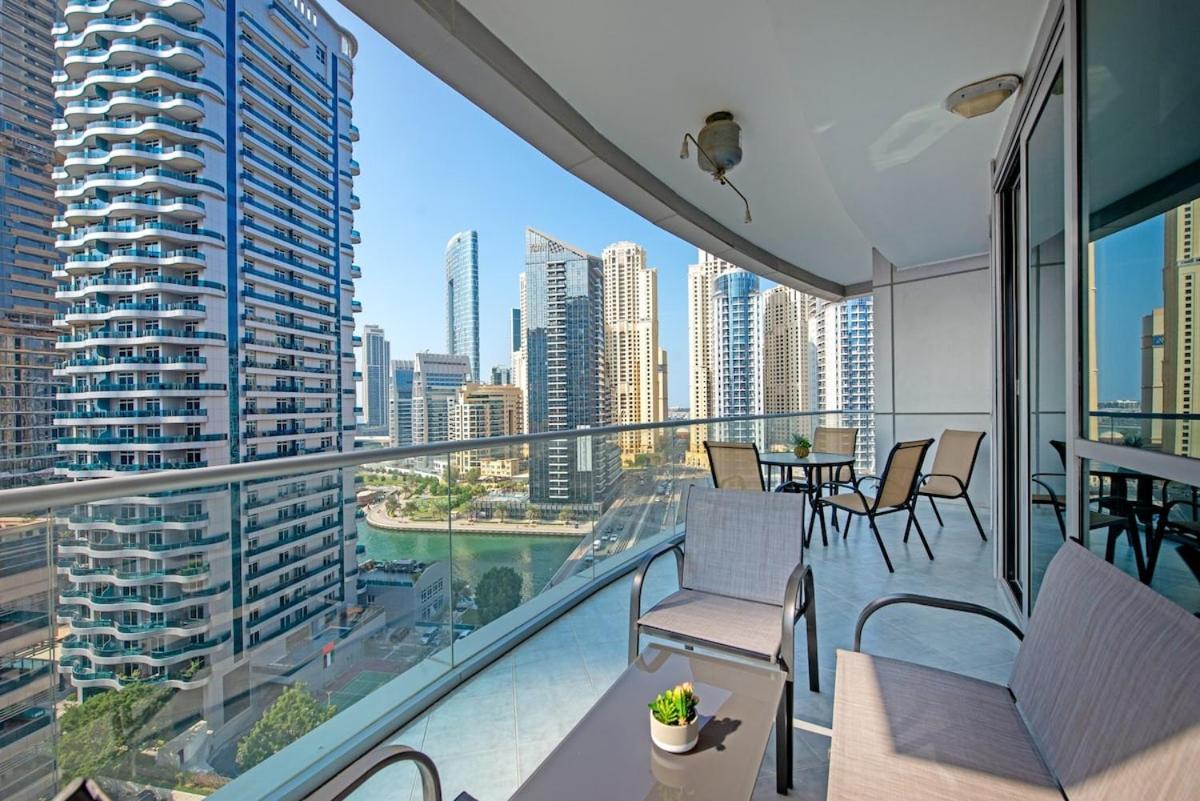 Minimalist Airy 3-bedroom With Cityscape View In Marina Dubai