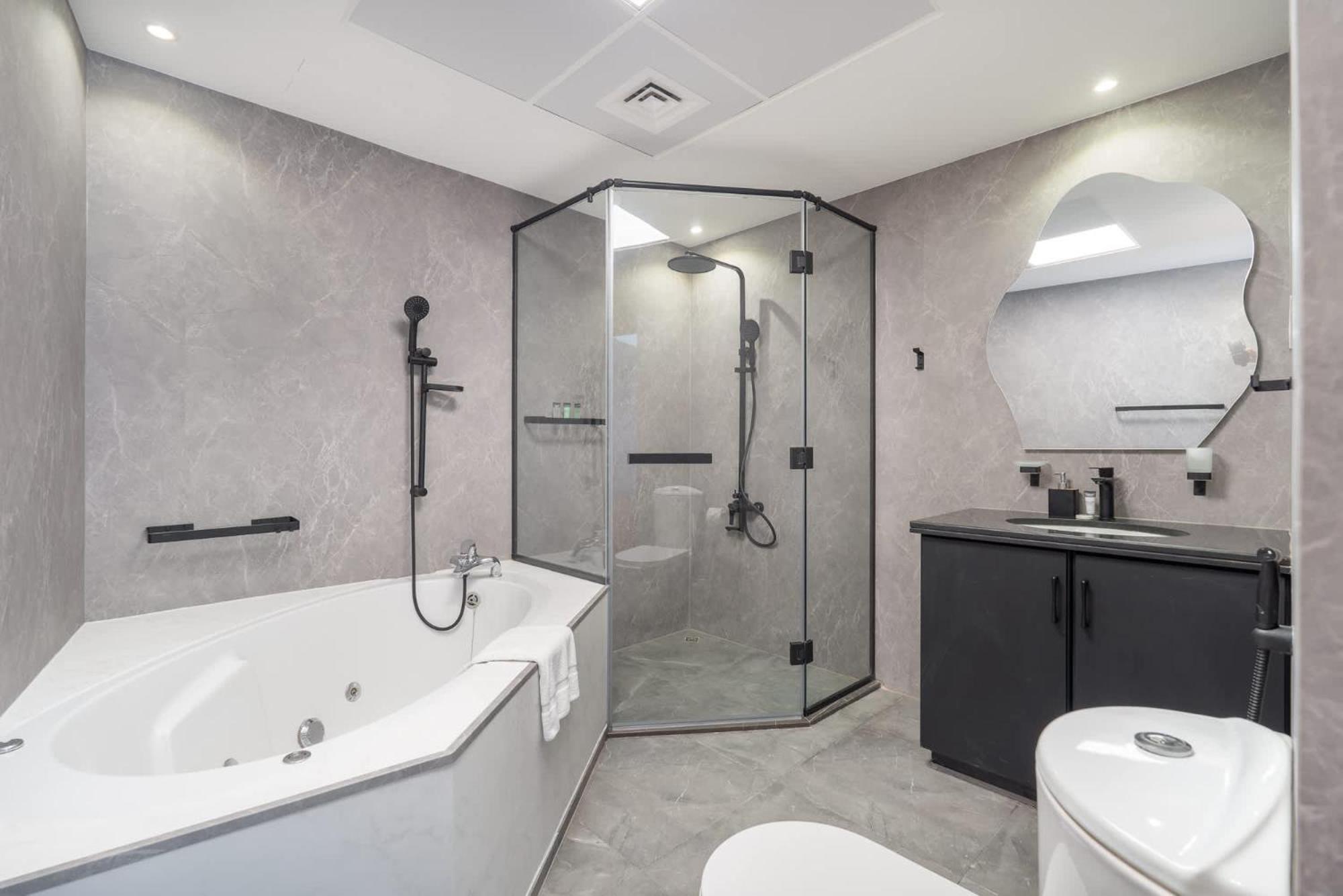 Minimalist Airy 3-bedroom With Cityscape View In Marina * Dubai