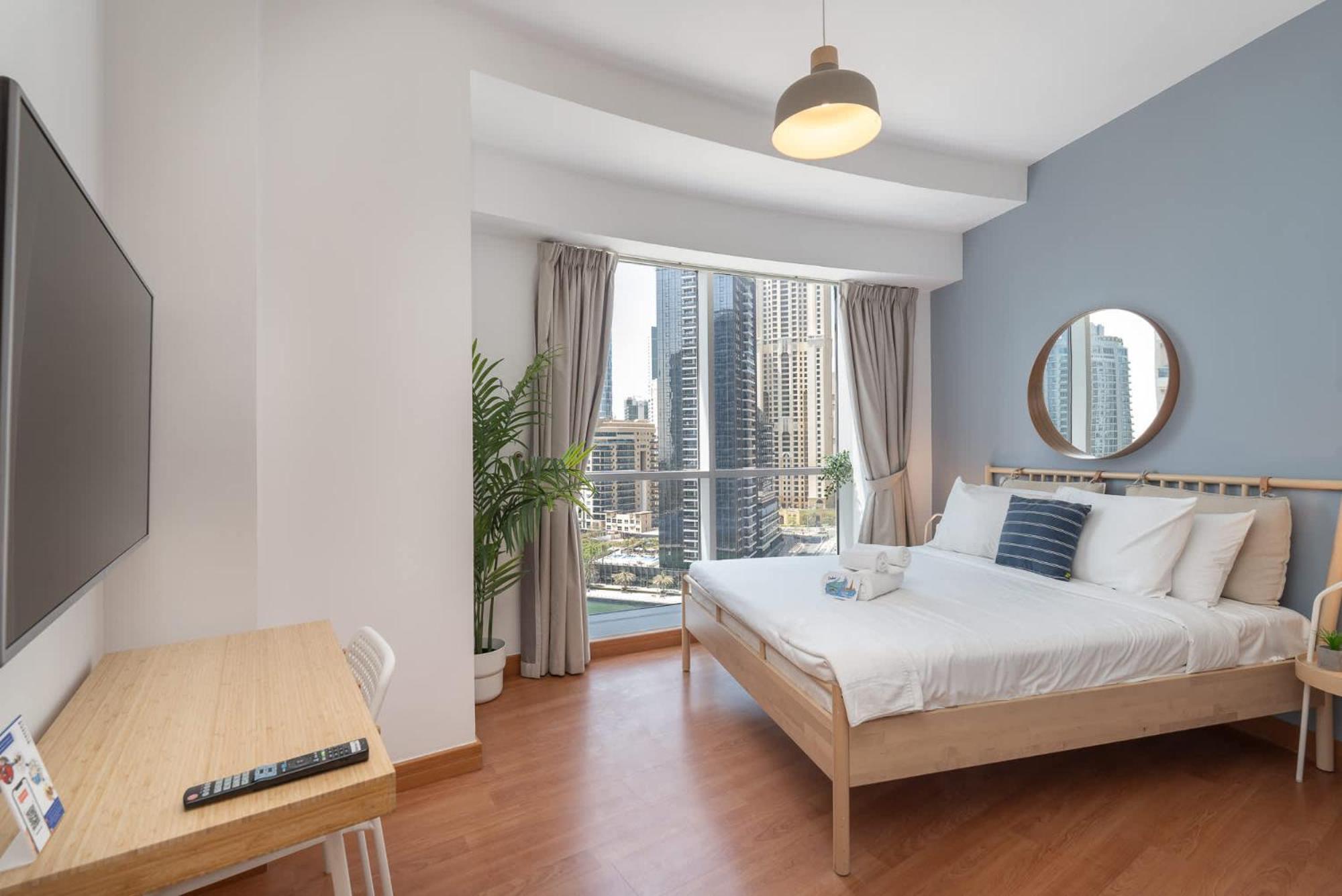 Minimalist Airy 3-bedroom With Cityscape View In Marina Dubai
