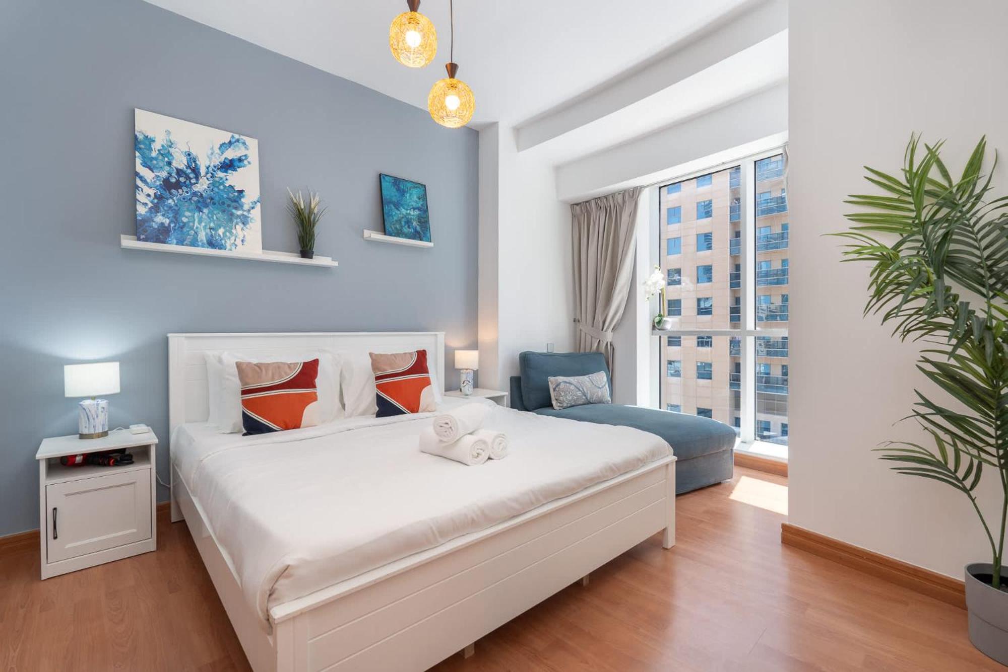 Minimalist Airy 3-bedroom With Cityscape View In Marina * Dubai