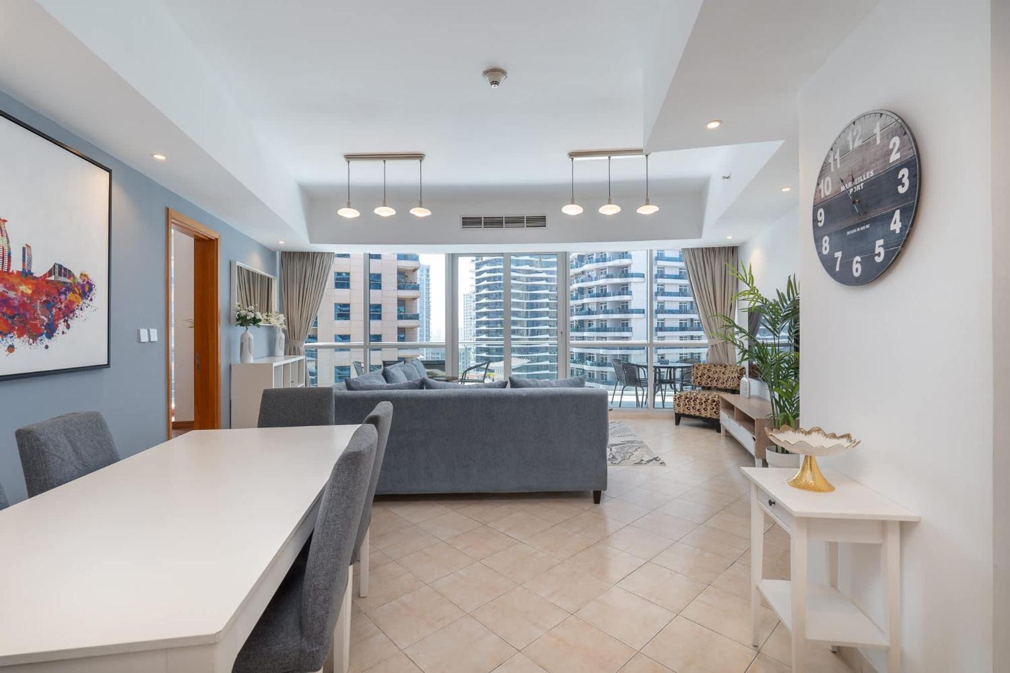 Apartment Minimalist Airy 3-bedroom With Cityscape View In Marina *