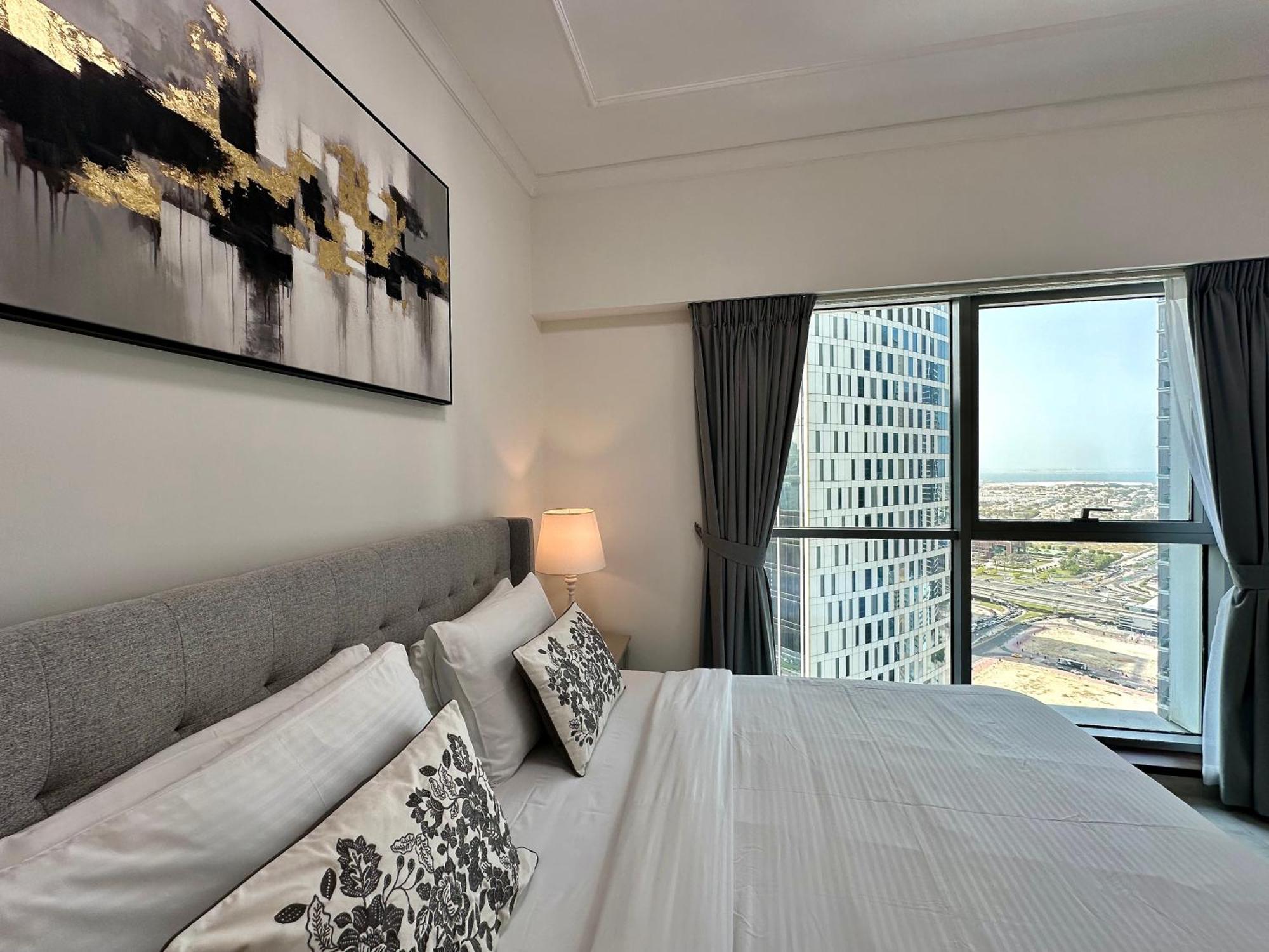Lux I Executive Tower I Ocean View Dubai