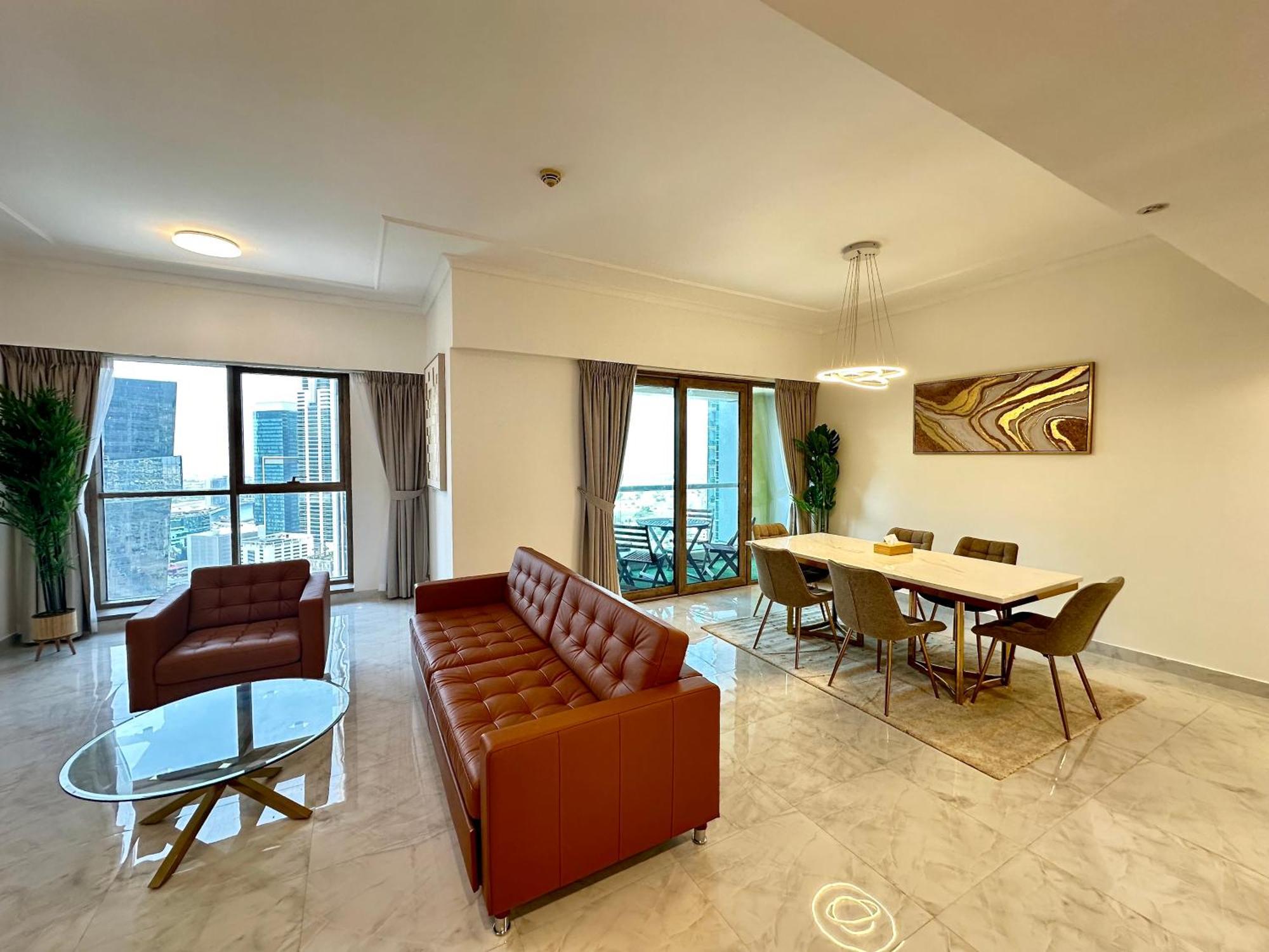 Lux I Executive Tower I Ocean View * Dubai