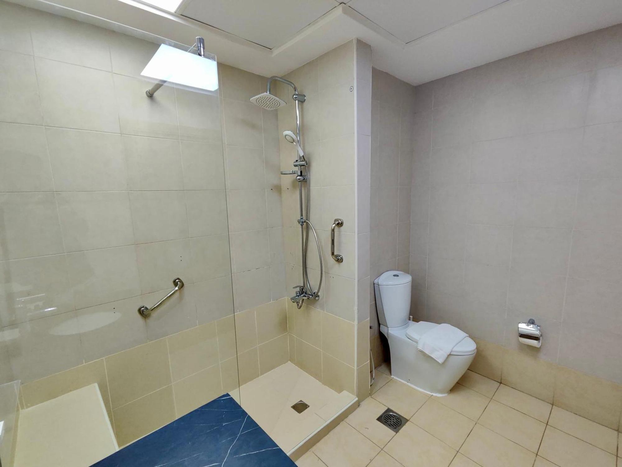 Lux I Executive Tower I Ocean View * Dubai