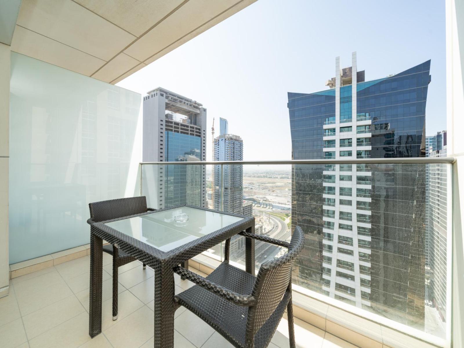Spacious 3-bedroom Retreat In Jlt With Stunning Views * Dubai