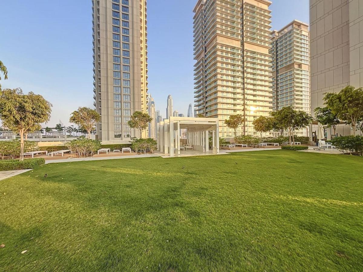 Vista 2 - Two Bedroom With Partial Sea View Apartment Dubai