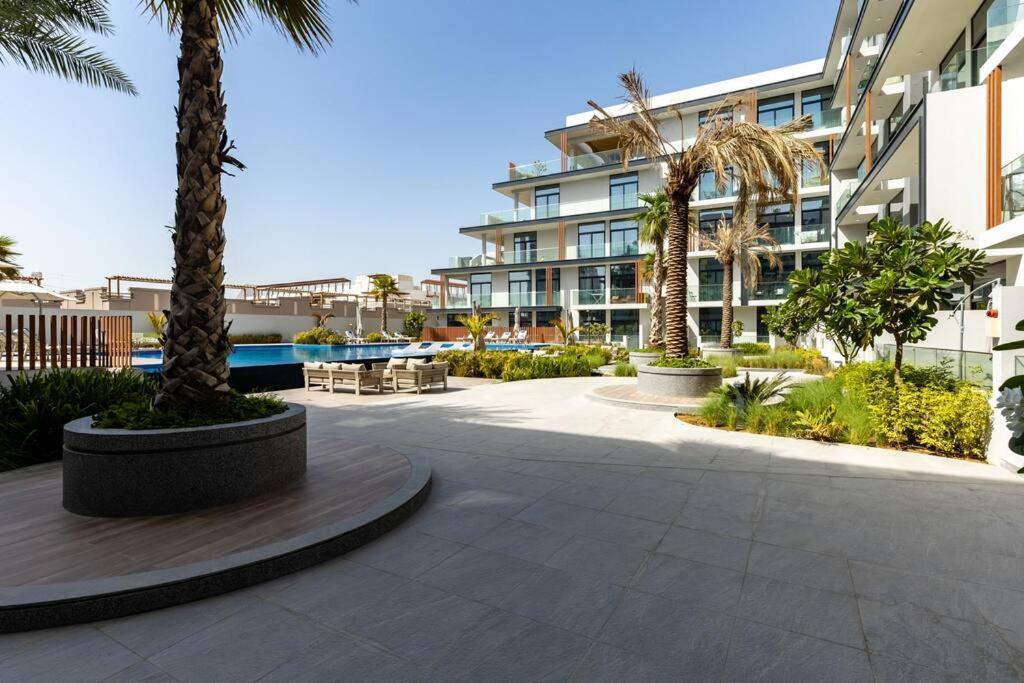 Waves - Ideal Retreat, Elegant In Oxford 212 Apartment Dubai