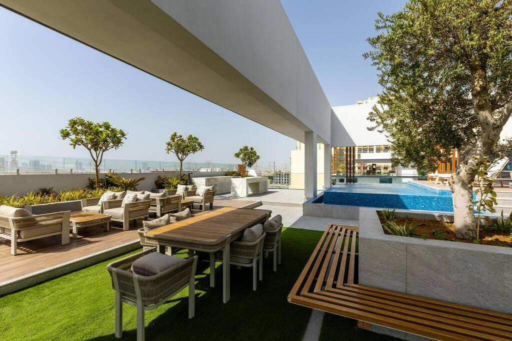 Apartment Waves - Ideal Retreat, Elegant In Oxford 212 Dubai