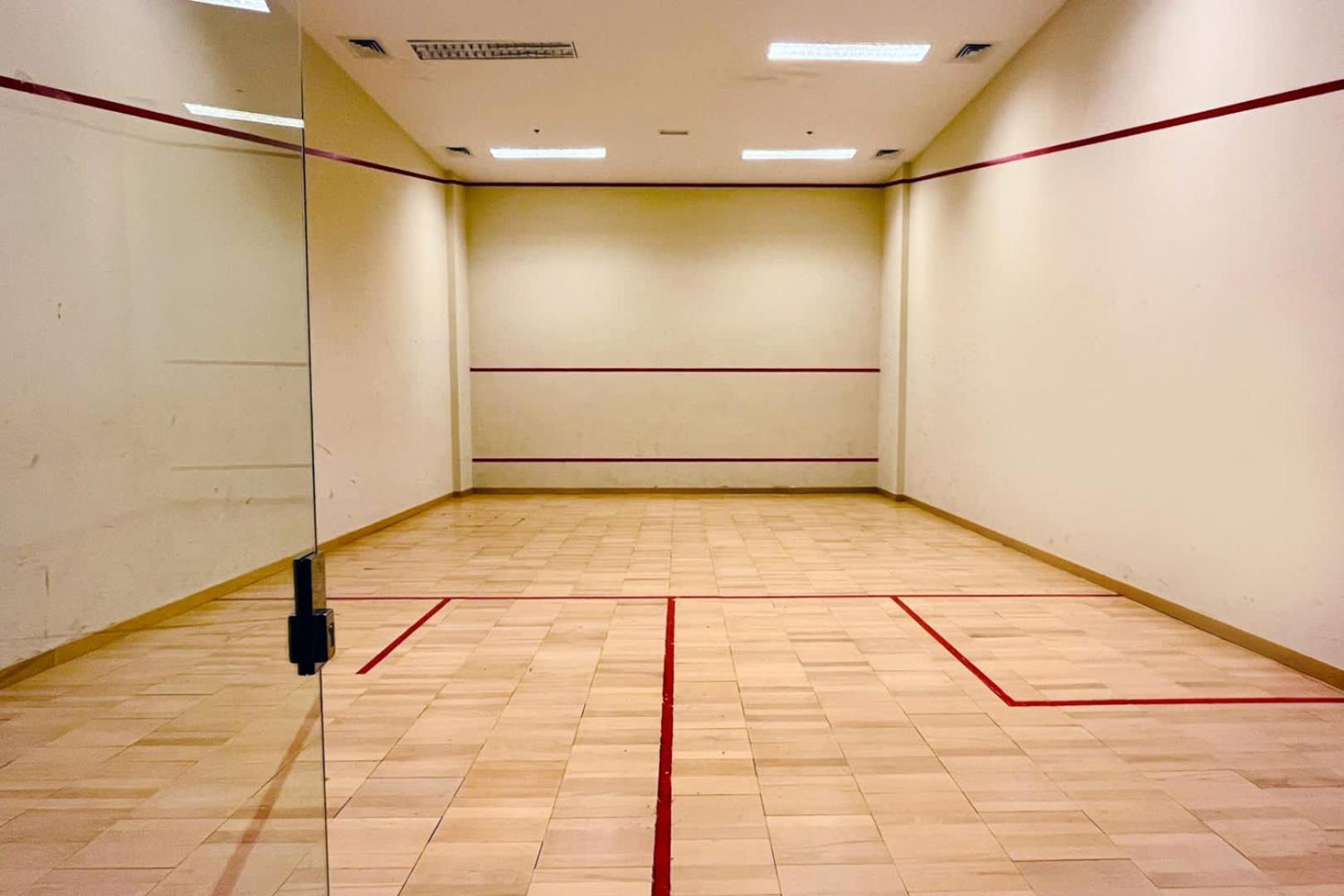 Spacious In Jvc By Livbnb Apartment