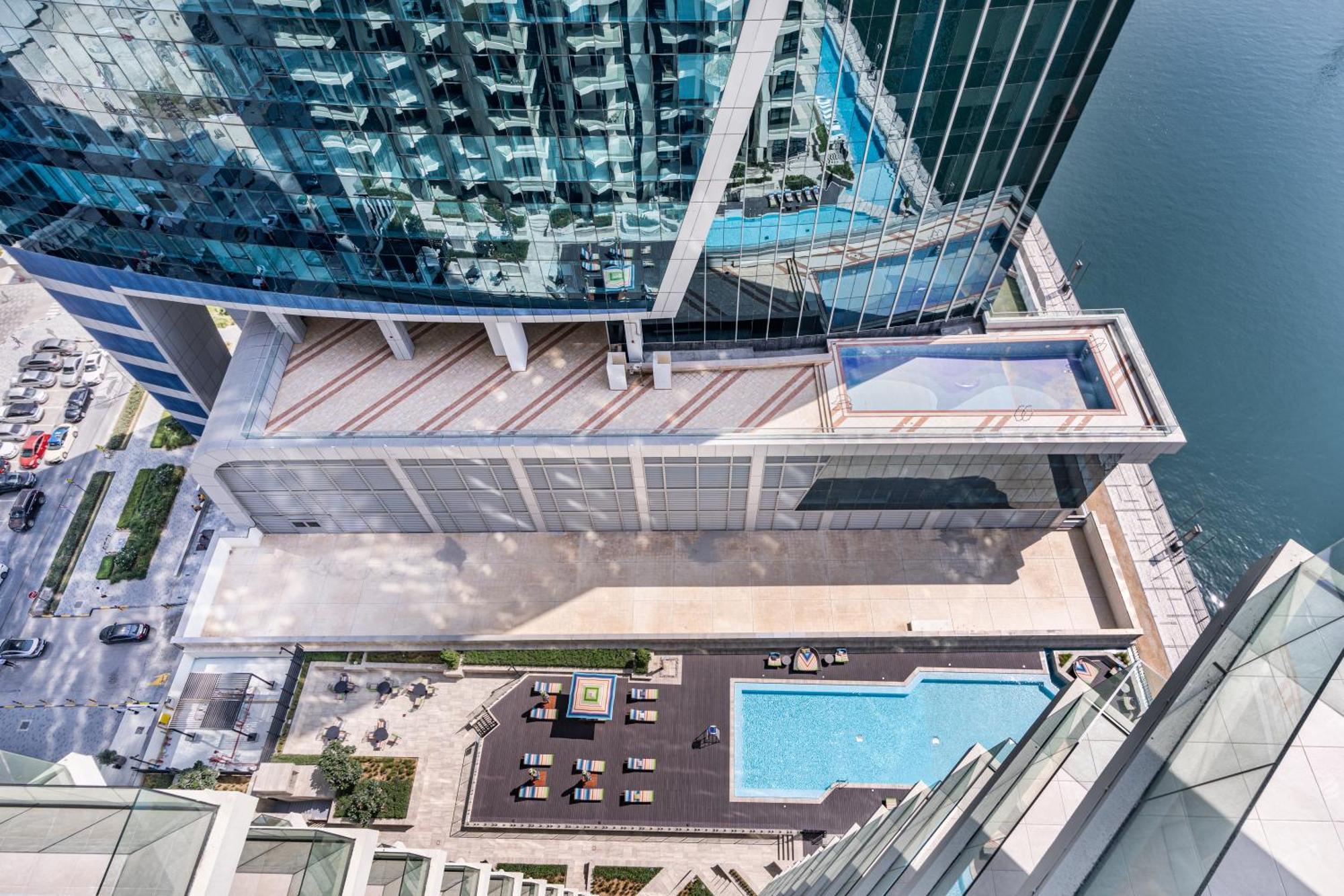 Excellent With Canal Views By Missoni Apartment Dubai
