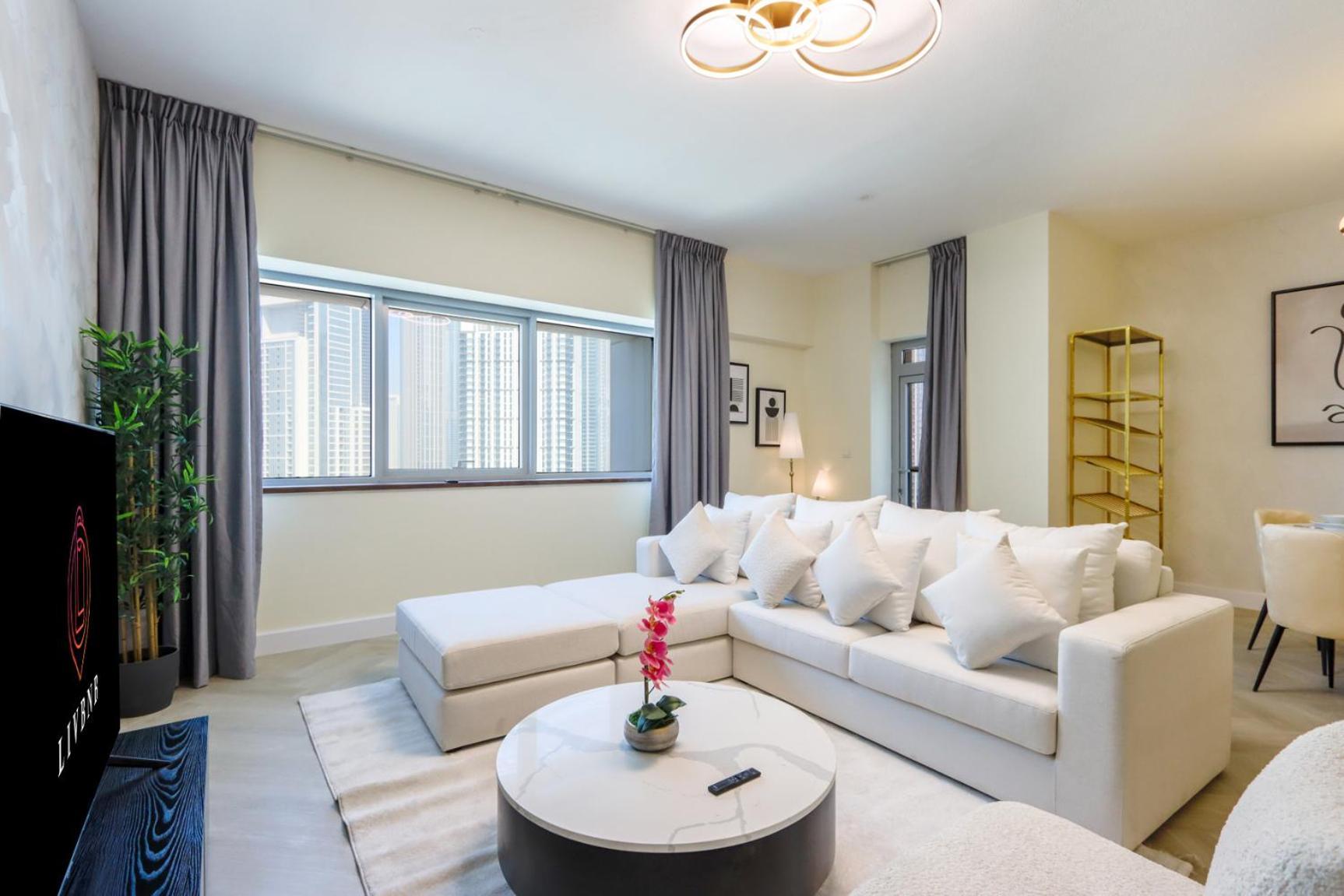 Livbnb - Burj Khalifa View 2br Spacious Apartment *