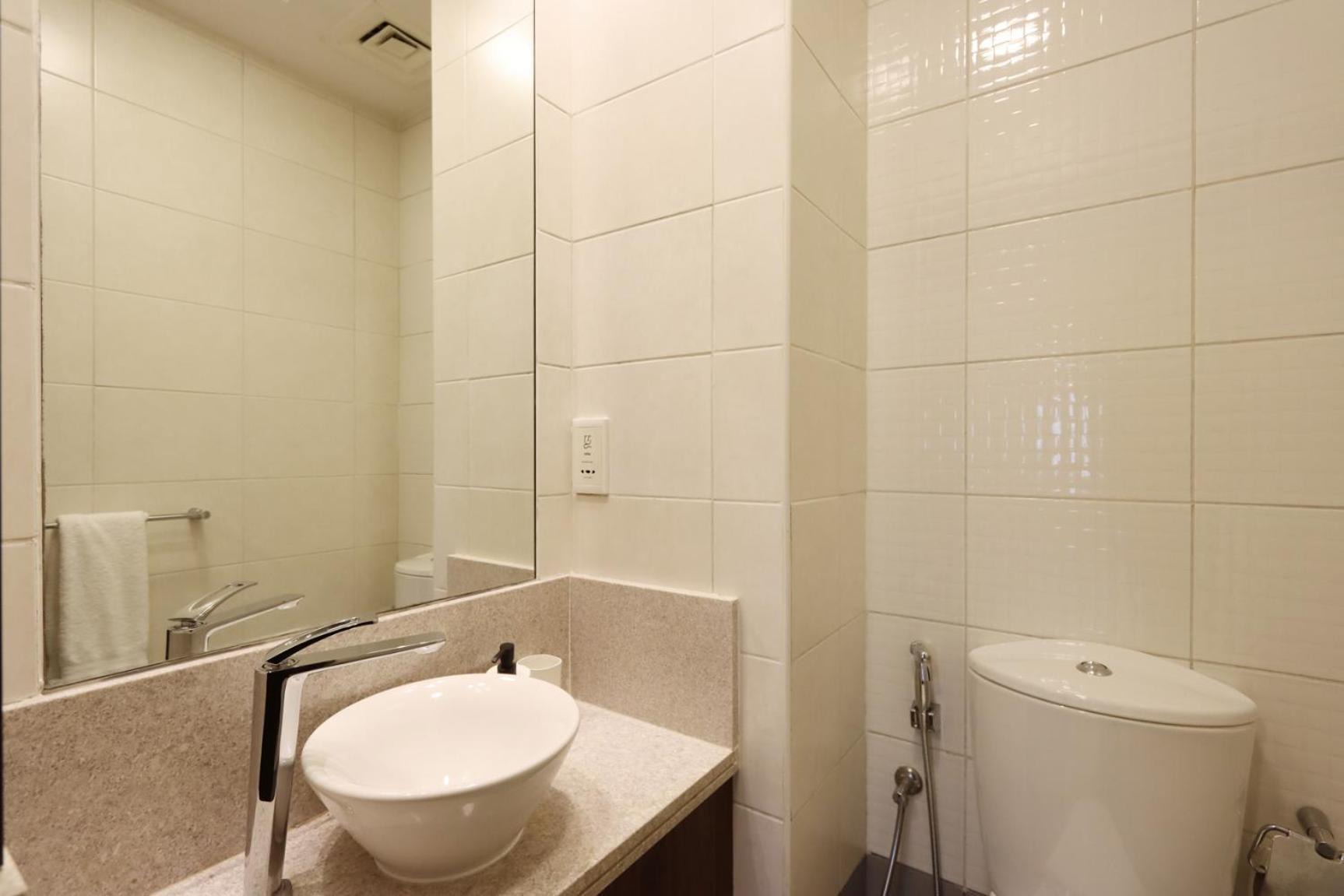 Livbnb - Burj Khalifa View 2br Spacious Dubai