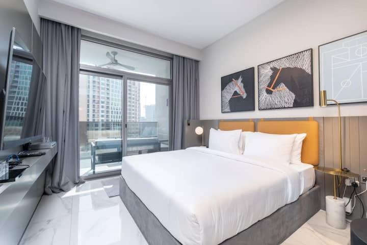 Vogue Mag318 Downtown Skyline View With Steps From Burj Khalifa And Mall Apartment