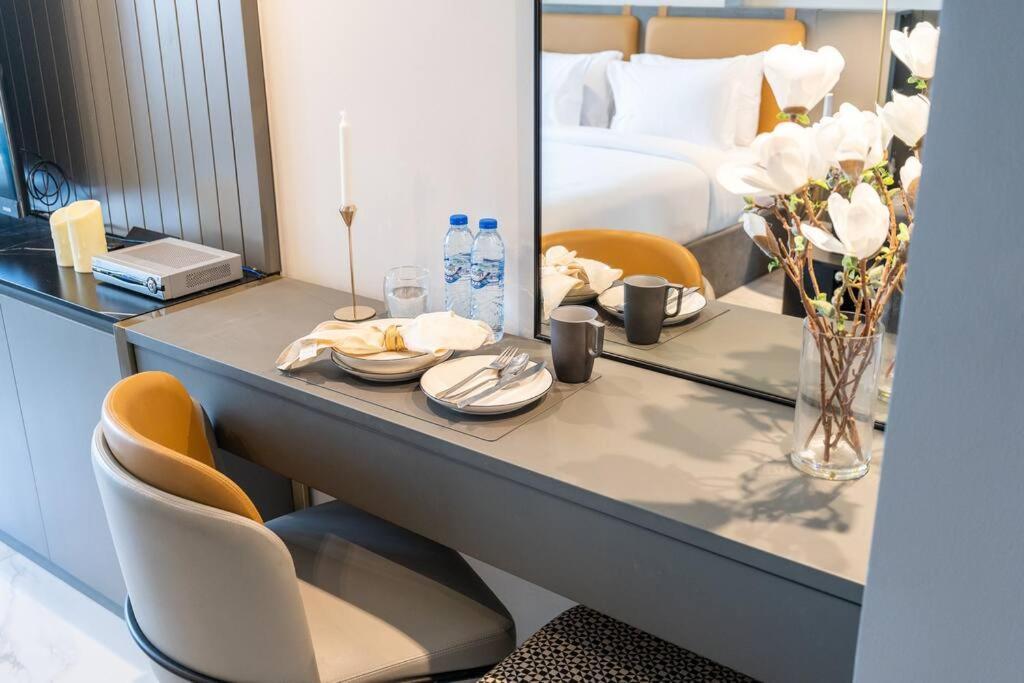 Apartment Vogue Mag318 Downtown Skyline View With Steps From Burj Khalifa And Mall *