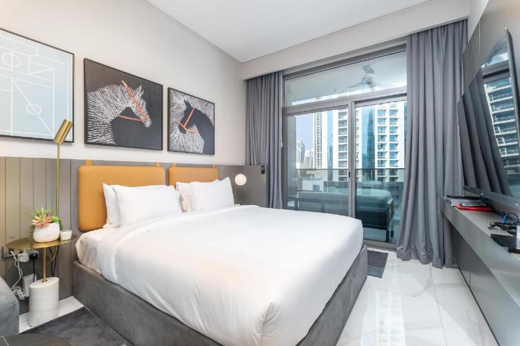 Apartment Vogue Mag318 Downtown Skyline View With Steps From Burj Khalifa And Mall Dubai