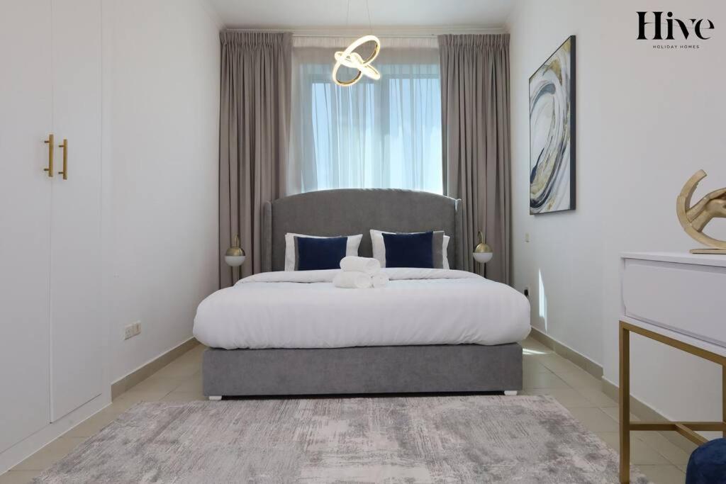 Luxury 2 Bedroom In Marina Apartment *