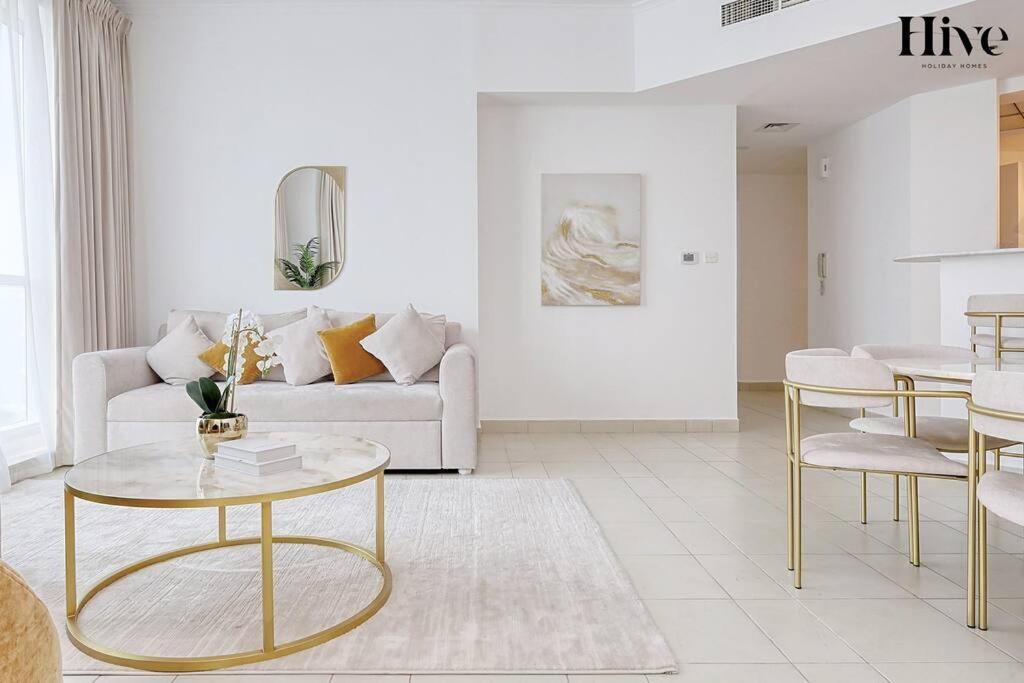Luxury 2 Bedroom In Marina * Dubai