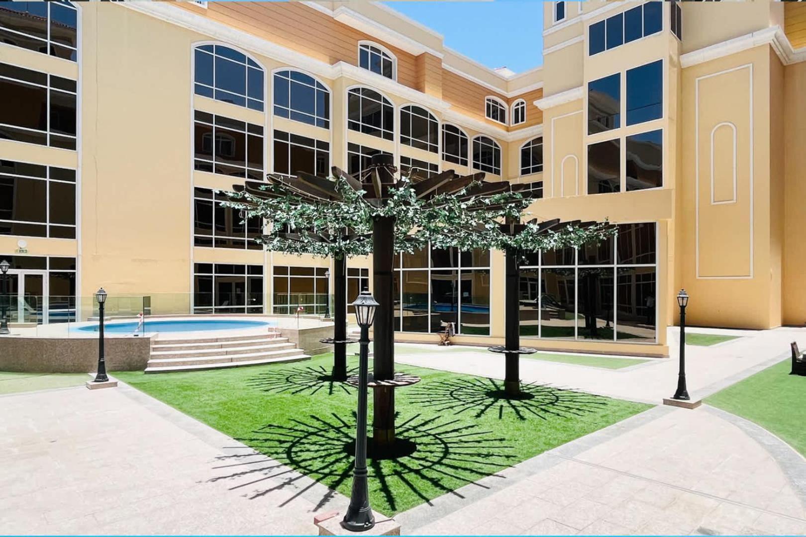 Spacious In Jvc By Livbnb * Dubai
