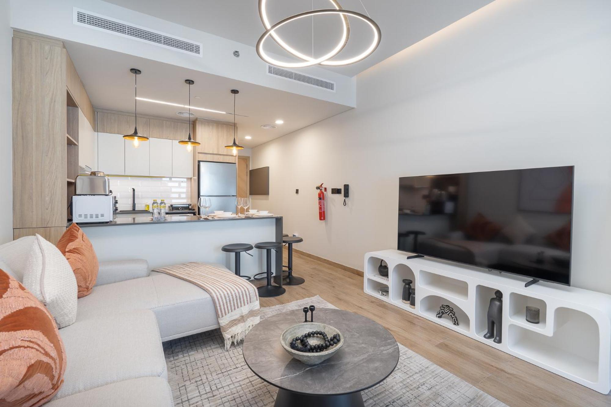Peaceful Flat That Sleeps 2 In Jumeirah Village Circle