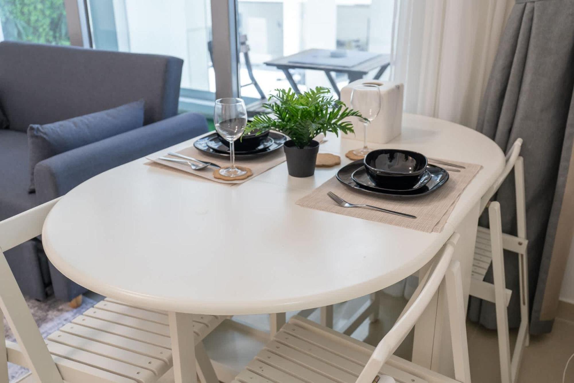Spectacular In Marina That Sleeps 2 Apartment *