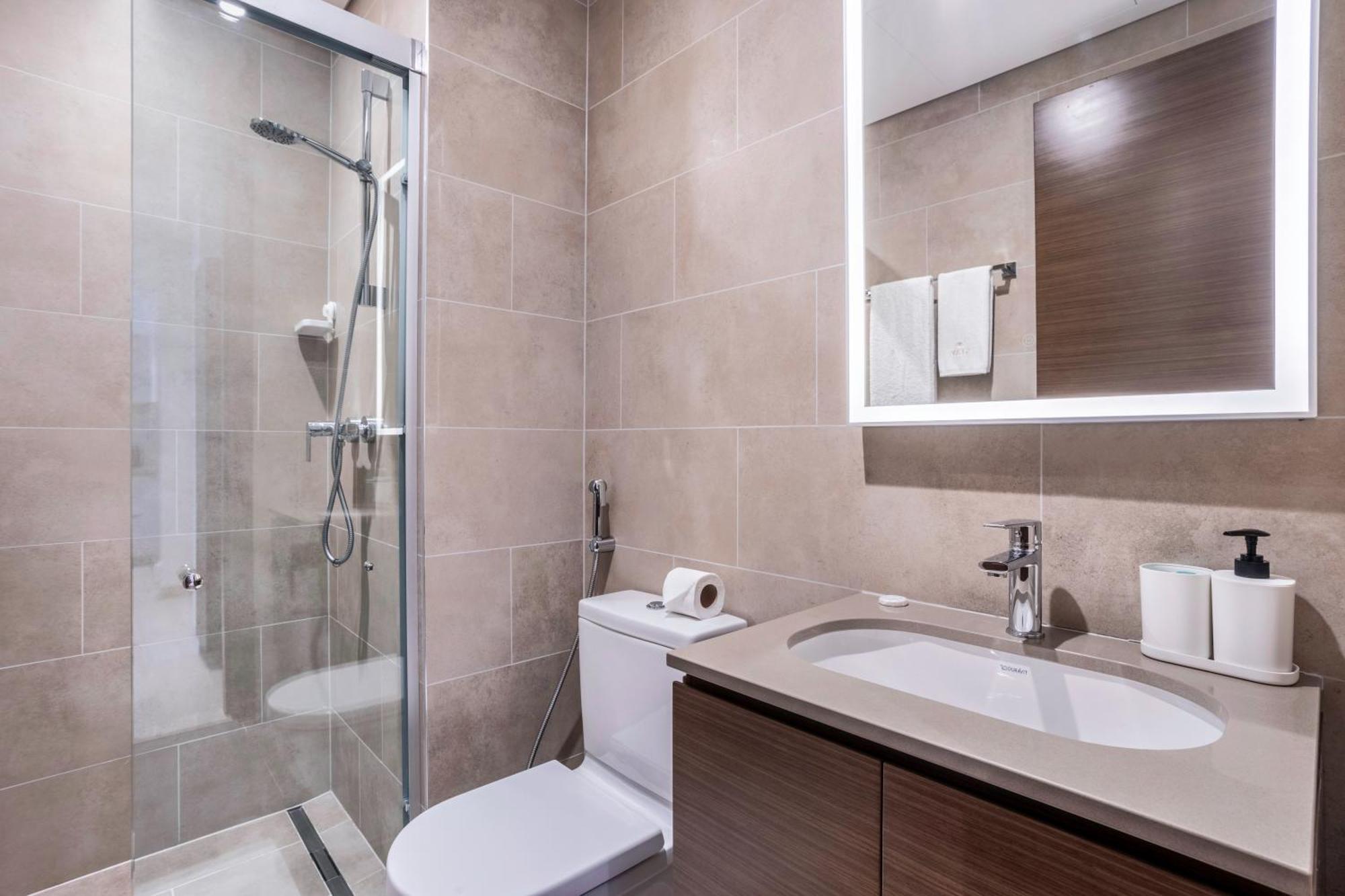 Apartment By Latinem Luxury 1br Cvr B2303 Near Burj Khalifa