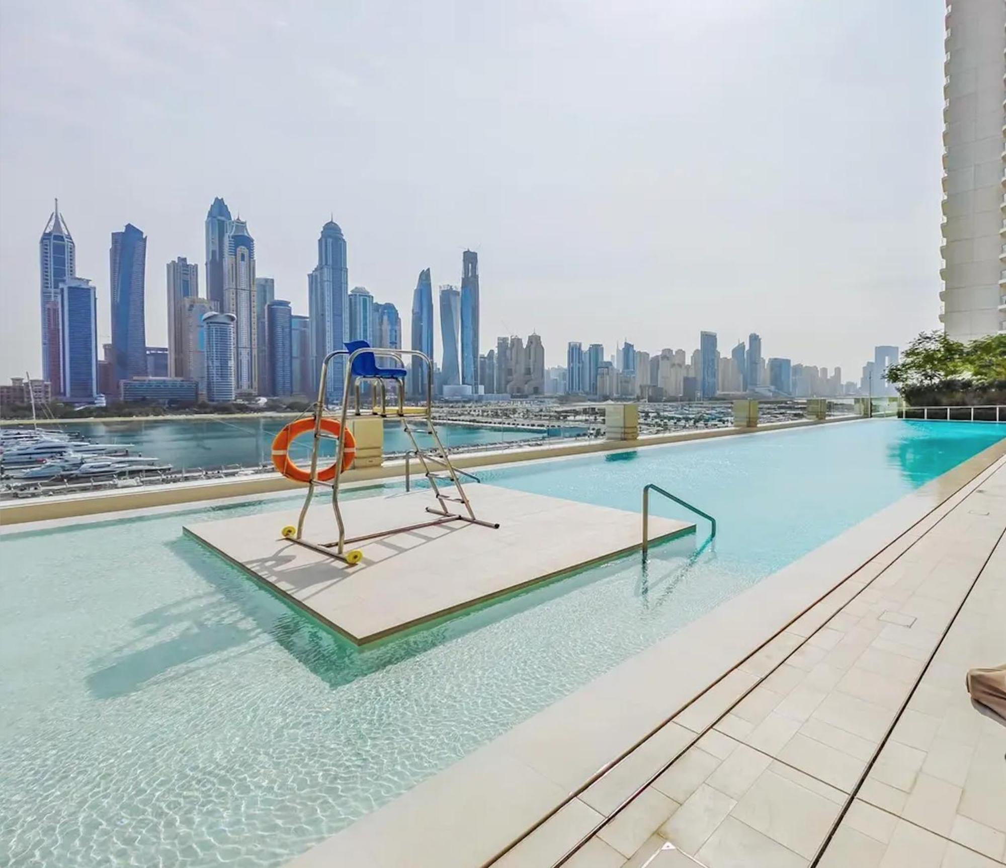 Apartment Beachfront 2-bdr, High Floor, Sea And Palm View, Access