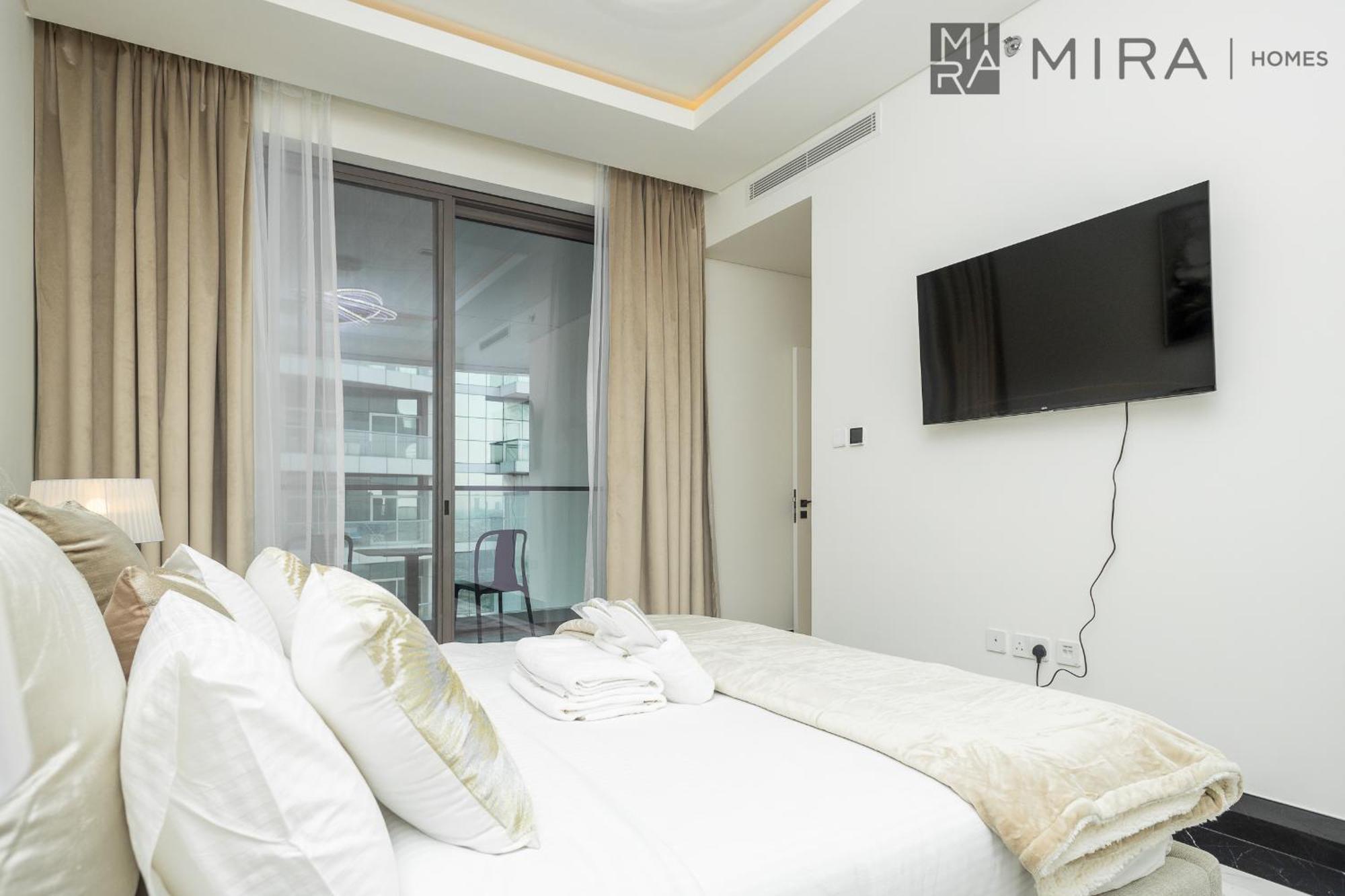 Apartment Mira Homes - Lovely New 1 Bedroom In Downtown
