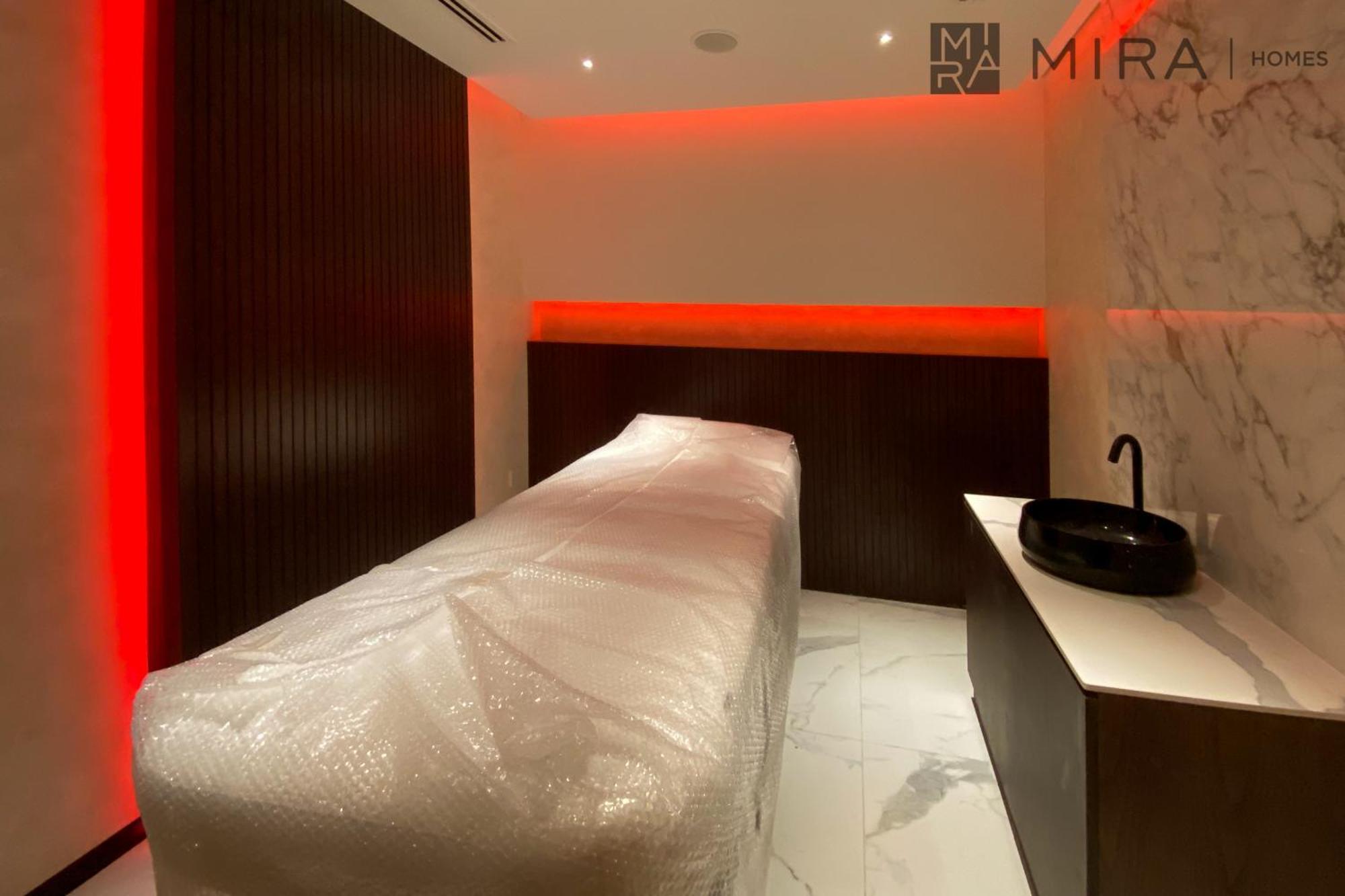Mira Homes - Lovely New 1 Bedroom In Downtown *