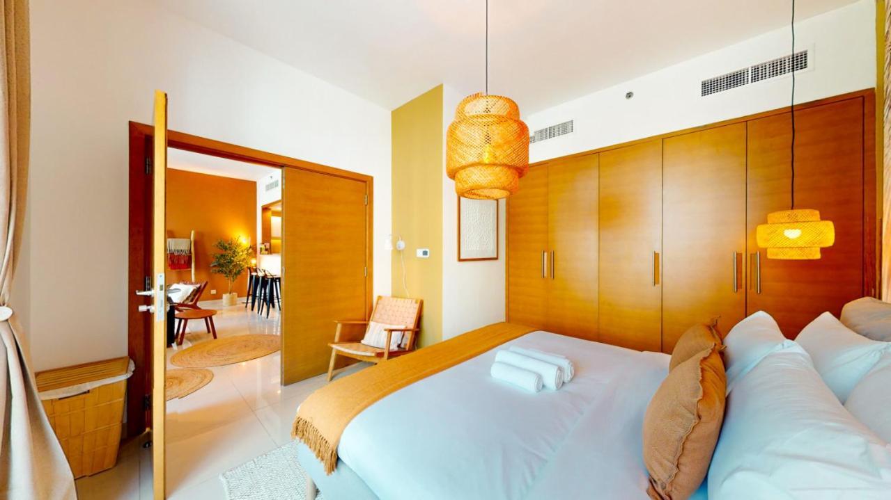Claren Tower - Sophisticated One Bed With Fountain Views Apartment Dubai