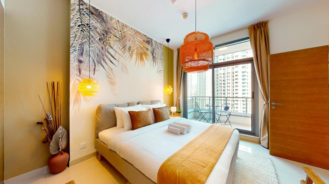 Claren Tower - Sophisticated One Bed With Fountain Views * Dubai