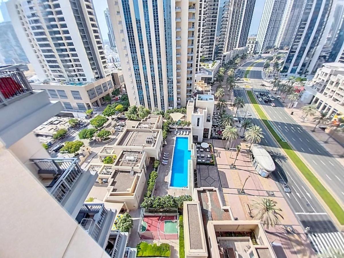 Apartment Claren Tower - Sophisticated One Bed With Fountain Views *