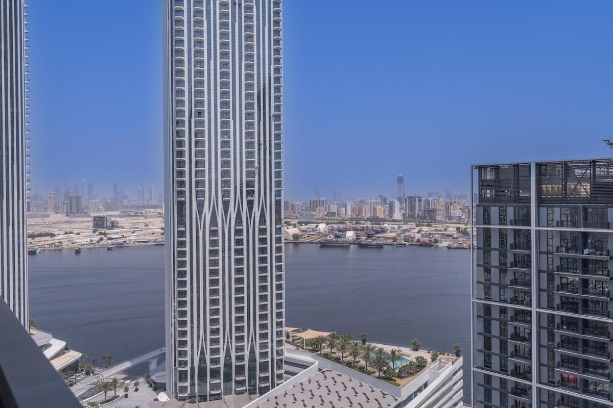 Prestigious 2-bedroom Unit With Waterfront Charm In Creek Harbour Apartment *