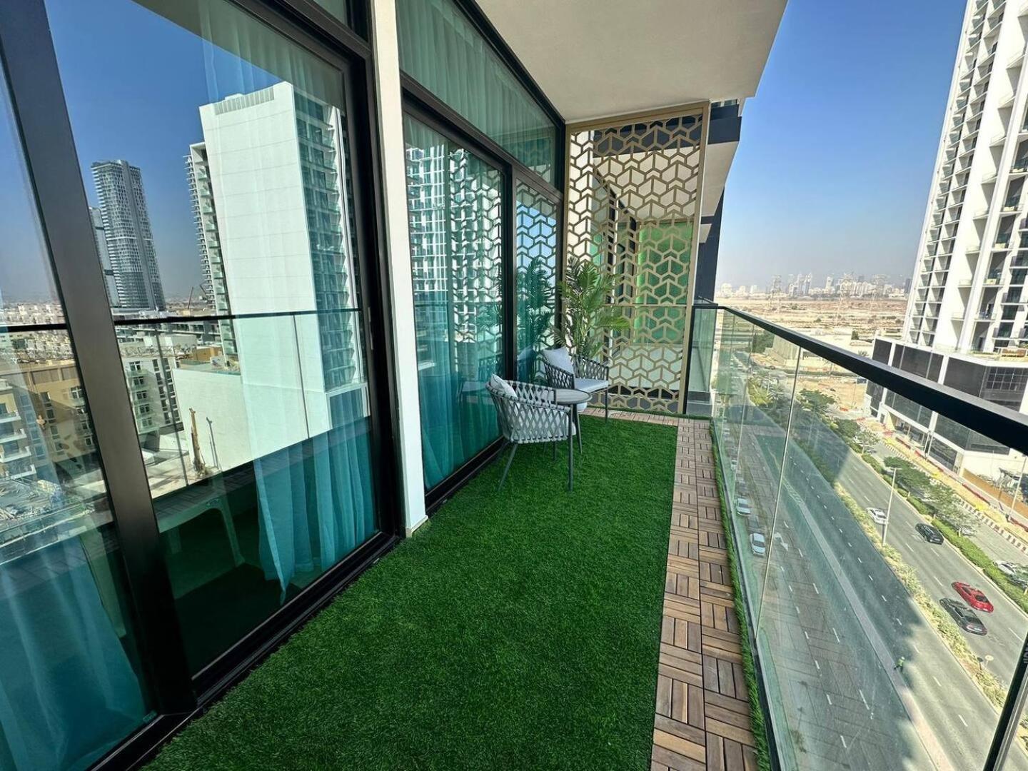 Fully Furnished 1 Bedroom With Balcony
