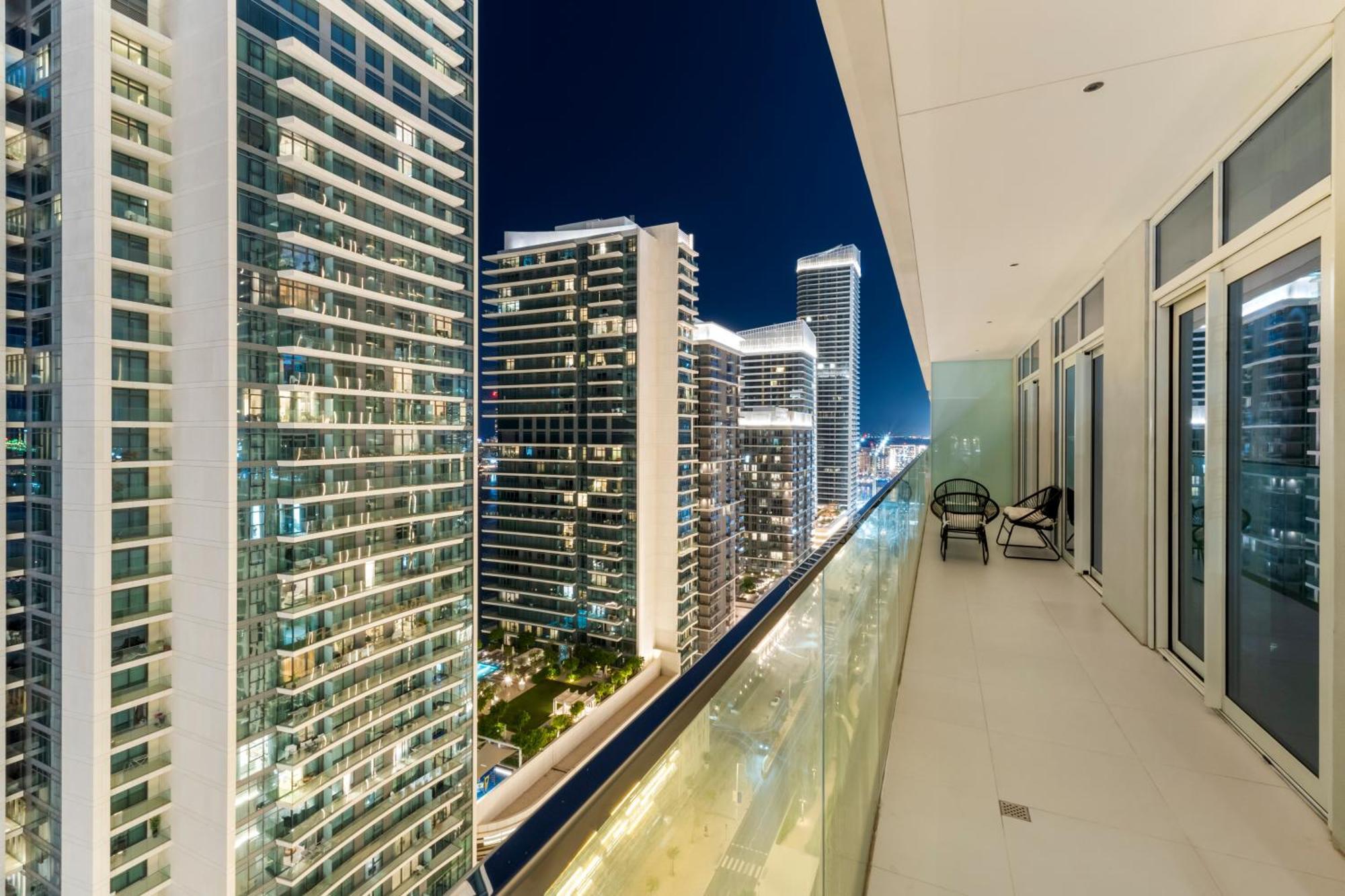 Private - 2 Bedroom Full Palm View *