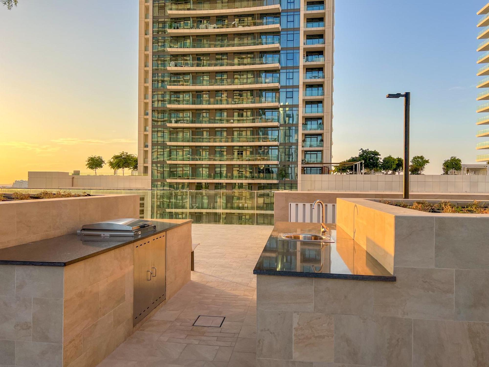 Private - 2 Bedroom Full Palm View Dubai