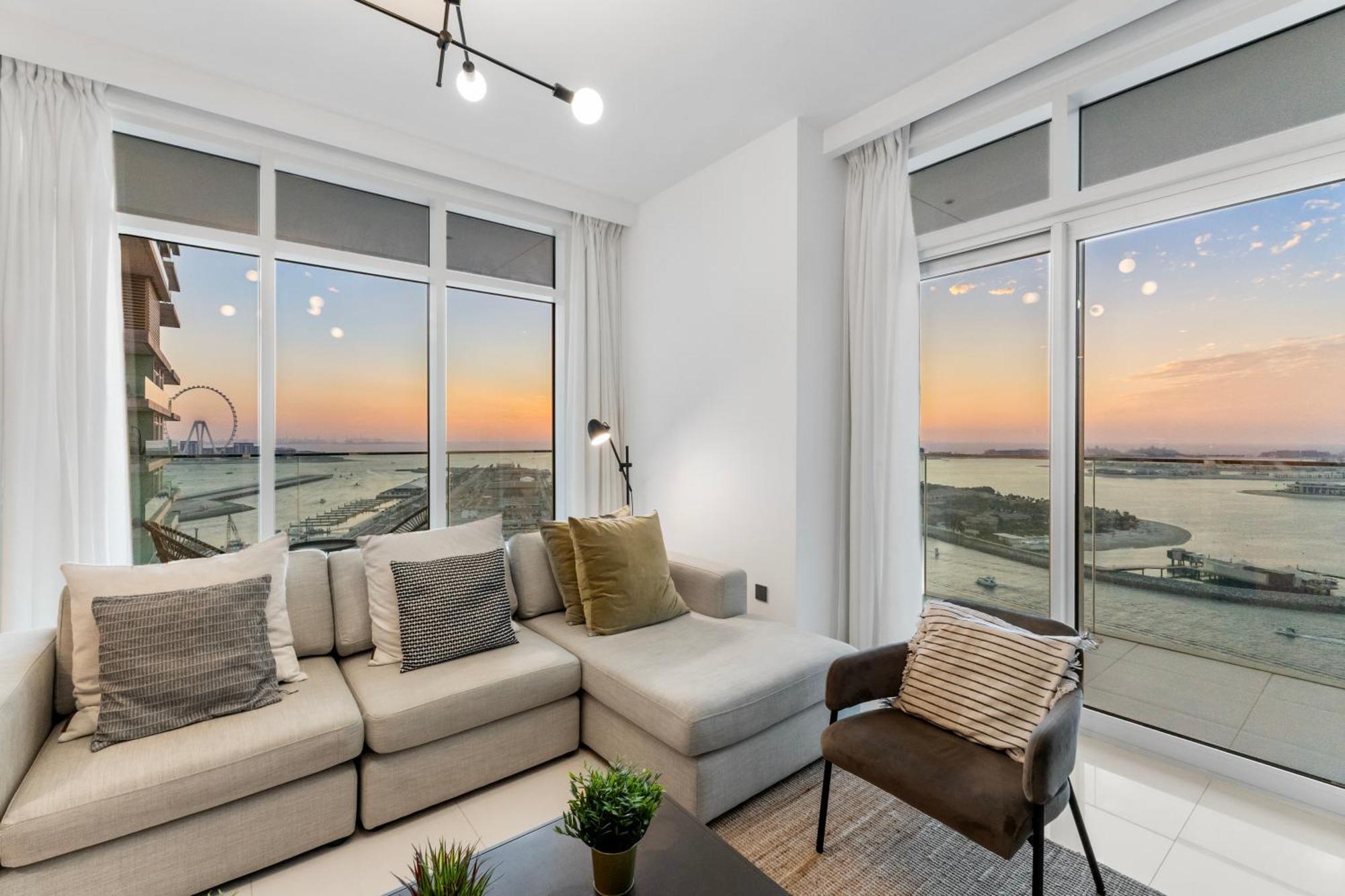 Apartment Private - 2 Bedroom Full Palm View *