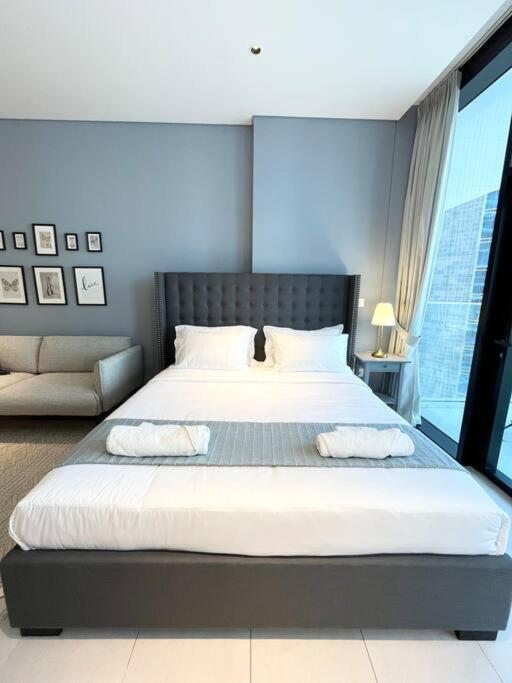 Apartment Luxurious Near Downtown With Canal View