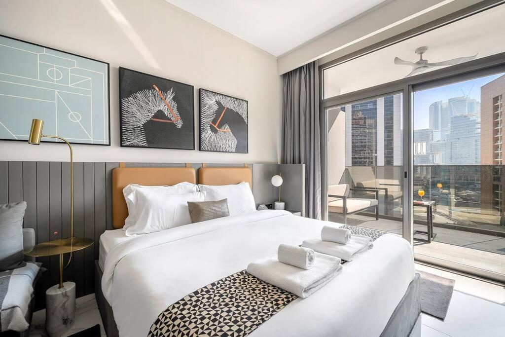Offer 7 Min To Dxb Mall Downtown Apartment