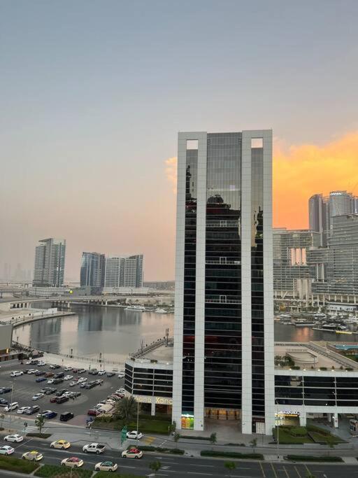 Offer 7 Min To Dxb Mall Downtown Apartment